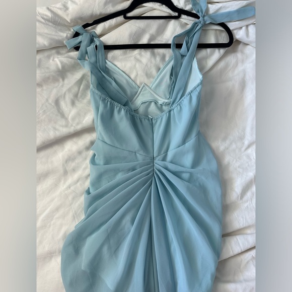 Pretty Little Thing Blue Midi Dress - Picture 3 of 4